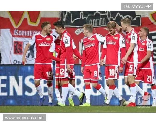 德甲降级球队球迷如何给予支持与鼓励的感人故事